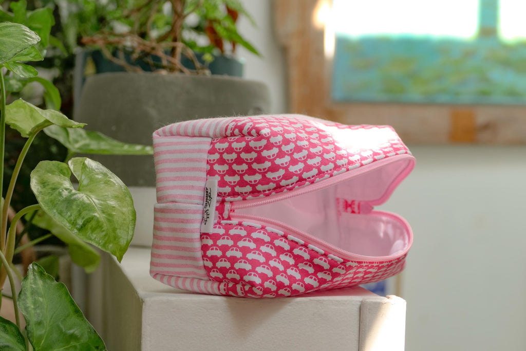 Grande pochette rose en coton matelassé – Fait main à Montréal